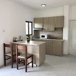 Kasapis Apts アパート *